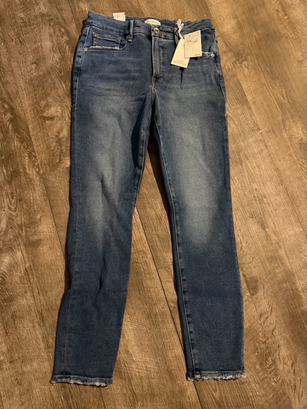 Good American Blue Ankle Crop Straight Jeans NWT Size 29/8